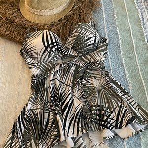 NWOT coco reef lace up adjustable palm print beach tankini swimsuit top 36/38 D